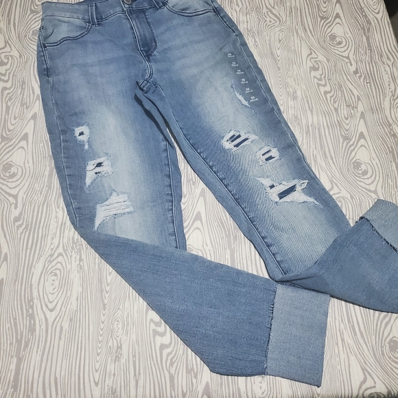 High Rise Distressed Jeggings - Picture 3 of 8